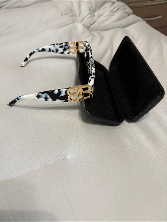 Balenciaga Accessories - Balenciaga Dynasty Marbled Rectangle Women's Sunglasses